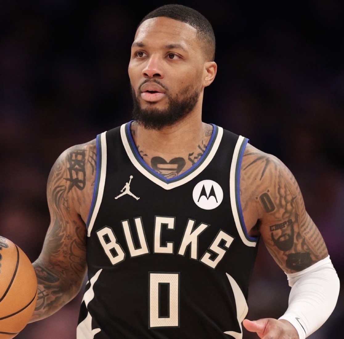 后防线在比 后防线在比