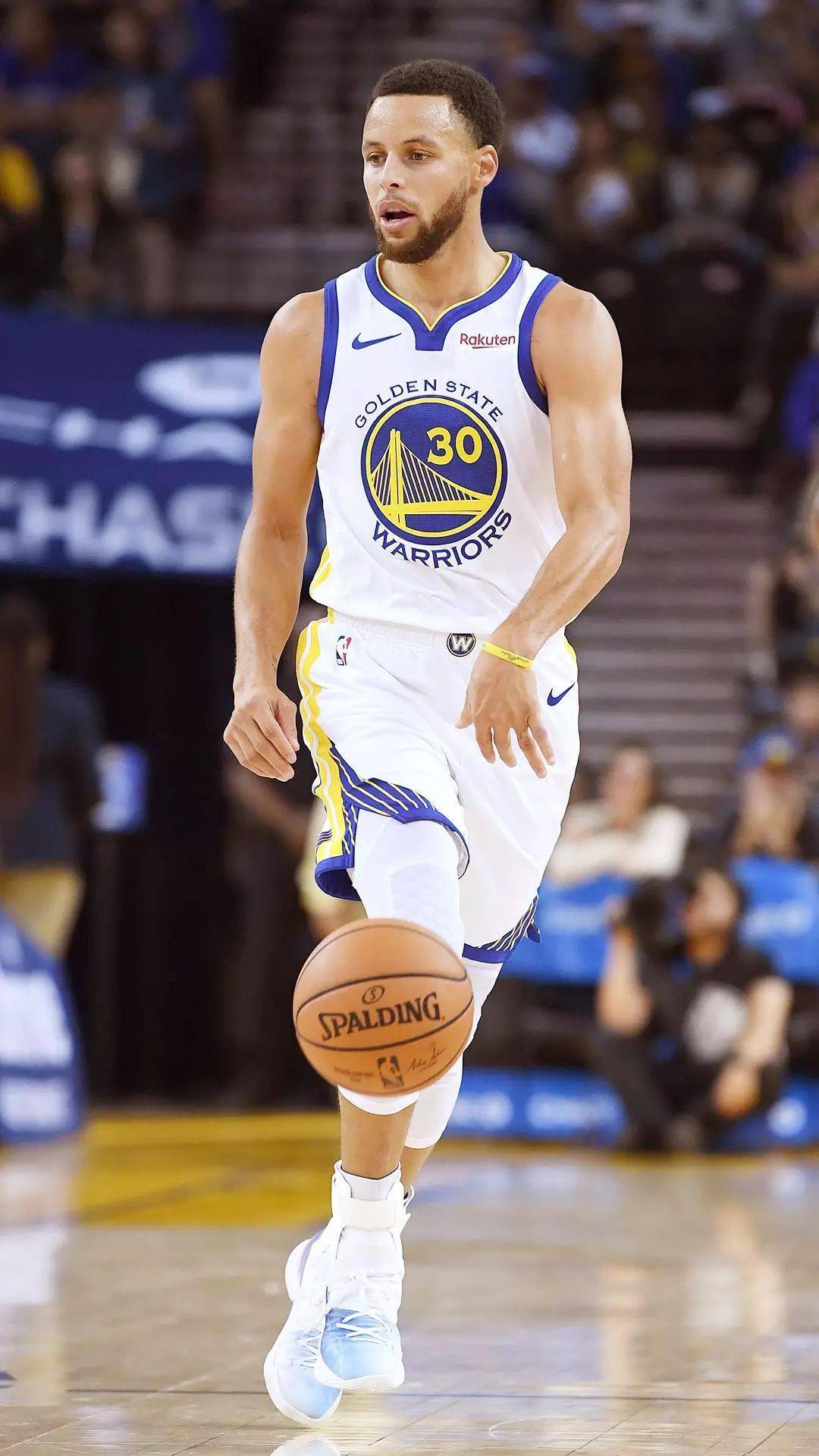 仅点燃了年 仅点燃了年