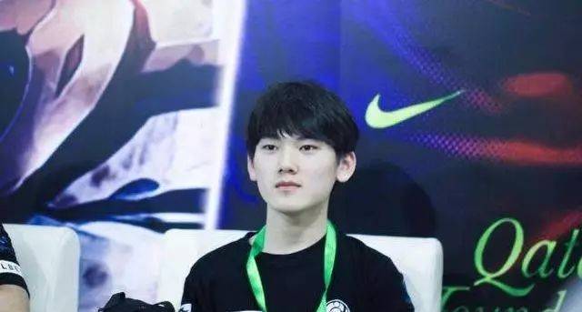 频繁与中前 频繁与中前